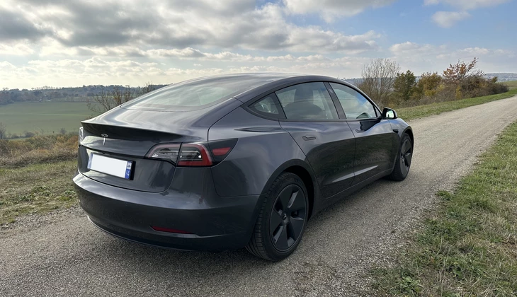 location-TESLA-Balma-roadstr