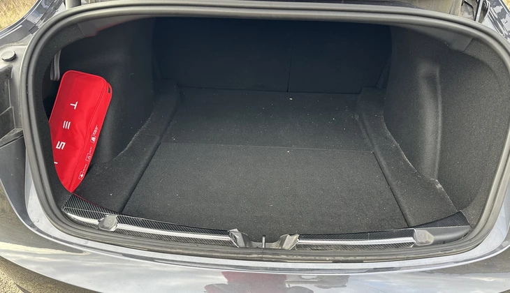 location-TESLA-Balma-roadstr