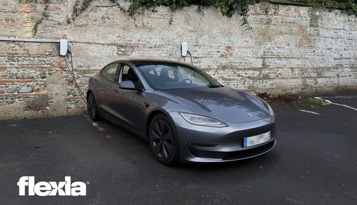 location-TESLA-Toulouse-roadstr