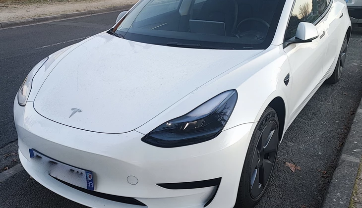 location-TESLA-Villenave-d'Ornon-roadstr
