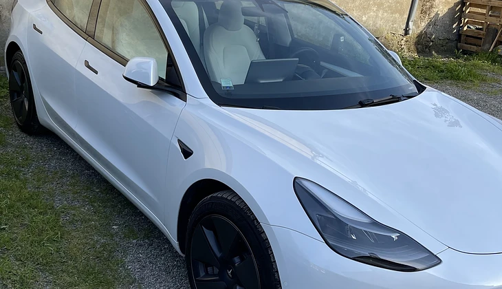 location-TESLA-Soumoulou-roadstr