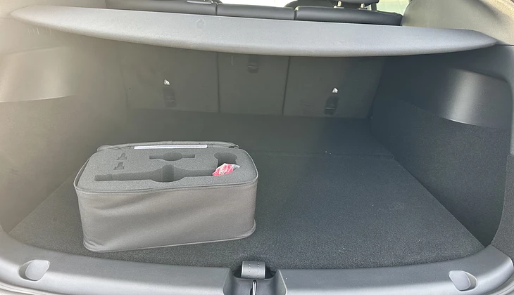 location-TESLA-Lanta-roadstr