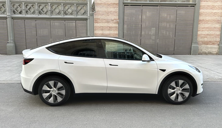 location-TESLA-Nogent-sur-Marne-roadstr