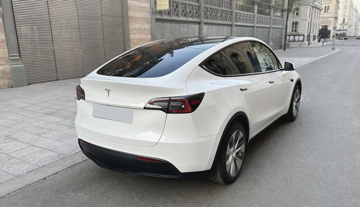 location-TESLA-Nogent-sur-Marne-roadstr