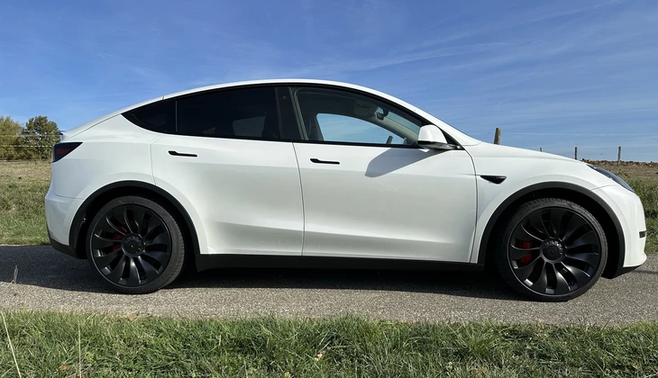 location-TESLA-Toulouse-roadstr