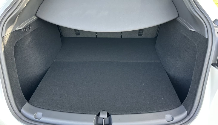 location-TESLA-Toulouse-roadstr