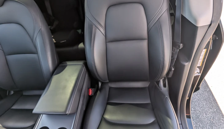 location-TESLA-Saint-Martin-de-Ré-roadstr