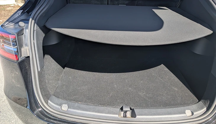 location-TESLA-Saint-Martin-de-Ré-roadstr