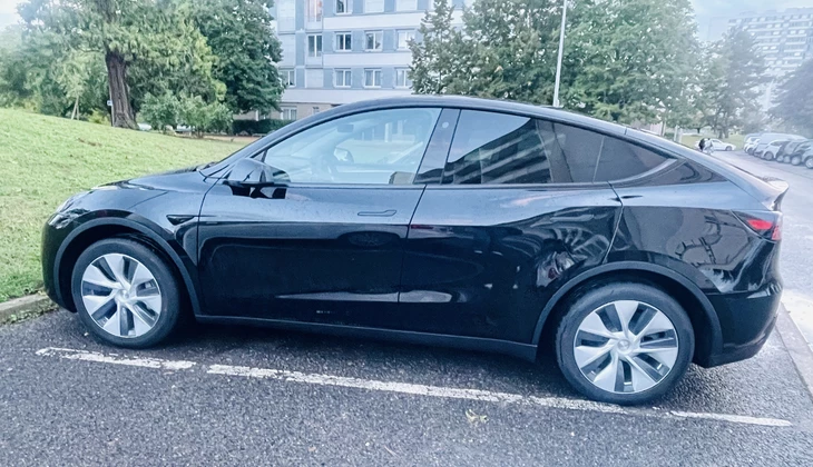 location-TESLA-Tours-roadstr