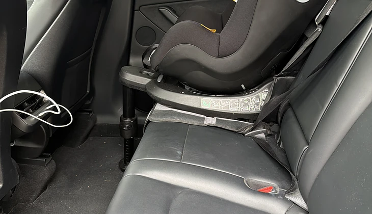 location-TESLA-Feins-roadstr