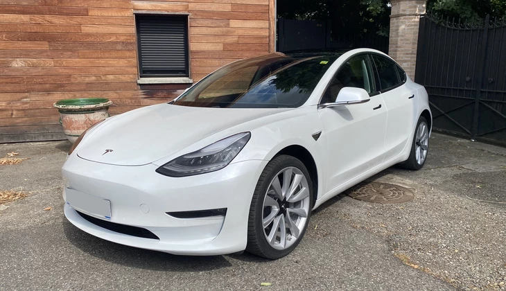 location-TESLA-Toulouse-roadstr