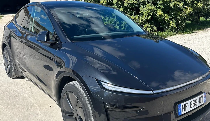location-TESLA-Cabriès-roadstr