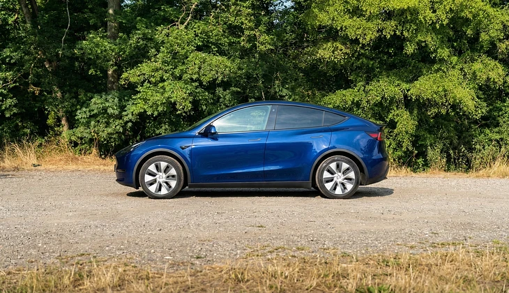 location-TESLA-Montgaillard-Lauragais-roadstr