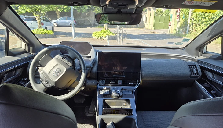 location-TOYOTA-Houilles-roadstr