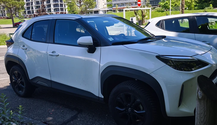 location-TOYOTA-Le Châtelard-roadstr