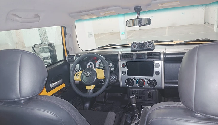 location-TOYOTA-Paris-roadstr