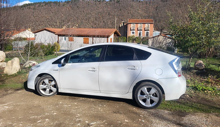 location-TOYOTA-Fuilla-roadstr