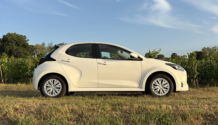 location-TOYOTA-Bordeaux-roadstr