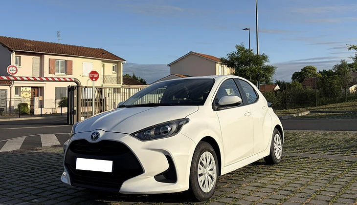 location-TOYOTA-Bordeaux-roadstr