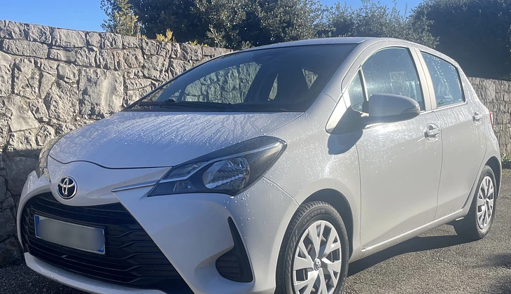 location-TOYOTA-Cannes-roadstr