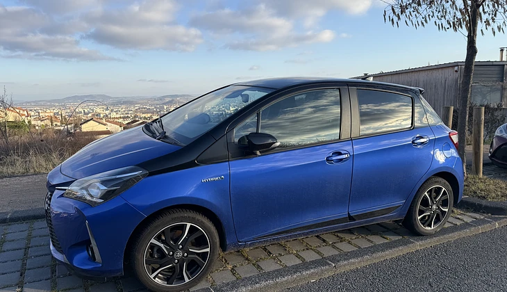 location-TOYOTA-La Riche-roadstr