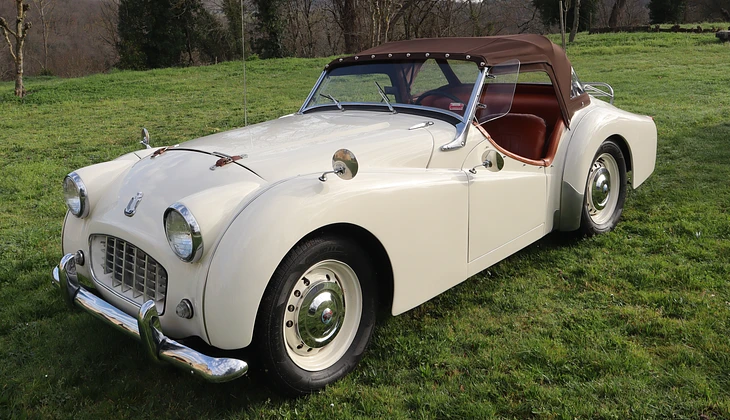 location-TRIUMPH-Châteauroux-roadstr