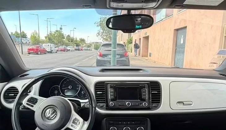 location-VOLKSWAGEN-Aix-en-Provence-roadstr