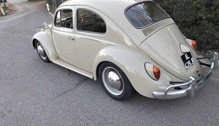 location-VOLKSWAGEN-La Gaude-roadstr