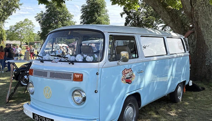 location-VOLKSWAGEN-Biganos-roadstr