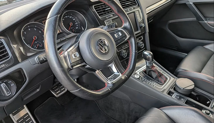 location-VOLKSWAGEN-Marseille-roadstr