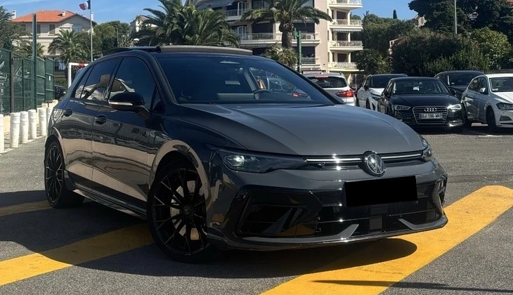 location-VOLKSWAGEN-Fréjus-roadstr