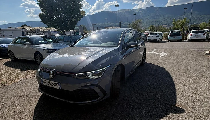 location-VOLKSWAGEN-Saint-Genis-Pouilly-roadstr