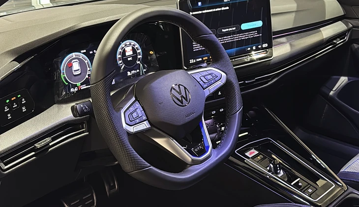 location-VOLKSWAGEN-Paris-roadstr