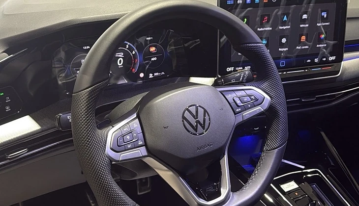 location-VOLKSWAGEN-Paris-roadstr