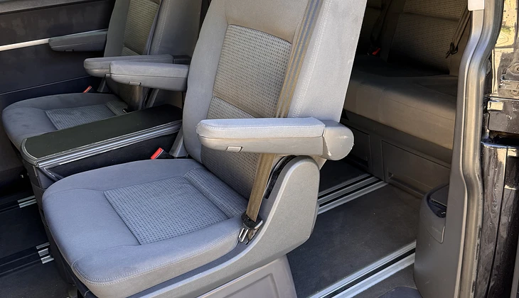 location-VOLKSWAGEN-Saint-Laurent-des-Arbres-roadstr