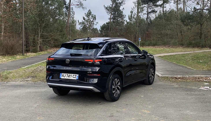 location-VOLKSWAGEN-Le Mans-roadstr