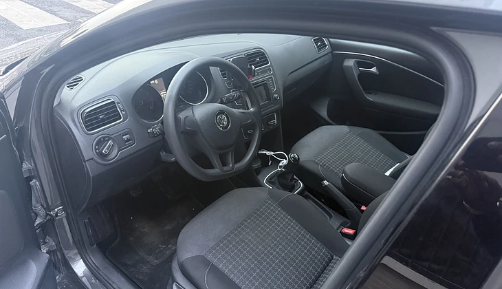 location-VOLKSWAGEN-Bezons-roadstr