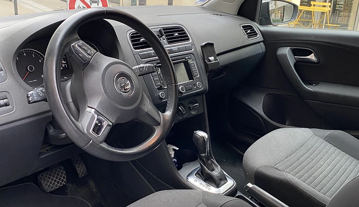 location-VOLKSWAGEN-Paris-roadstr