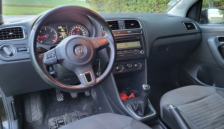 location-VOLKSWAGEN-Villafans-roadstr
