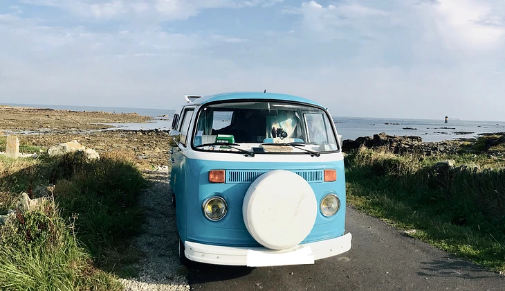 location-VOLKSWAGEN-Gerrots-roadstr