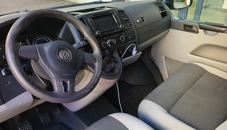 location-VOLKSWAGEN-Lyon-roadstr