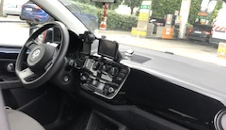 location-VOLKSWAGEN-Évry-Courcouronnes-roadstr