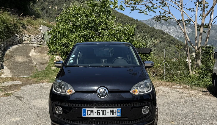 location-VOLKSWAGEN-Nice-roadstr