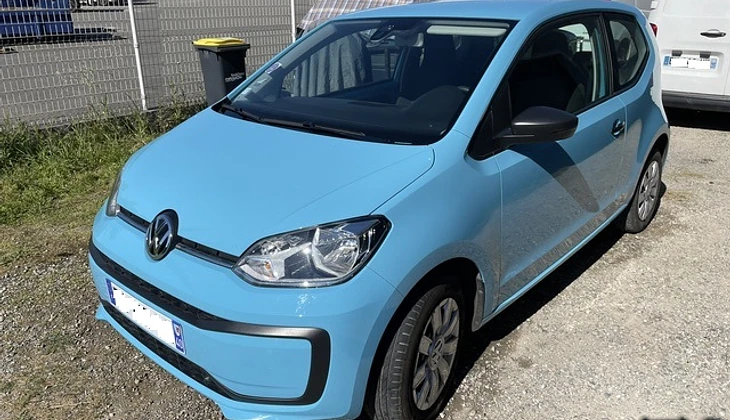 location-VOLKSWAGEN-Tauriac-roadstr