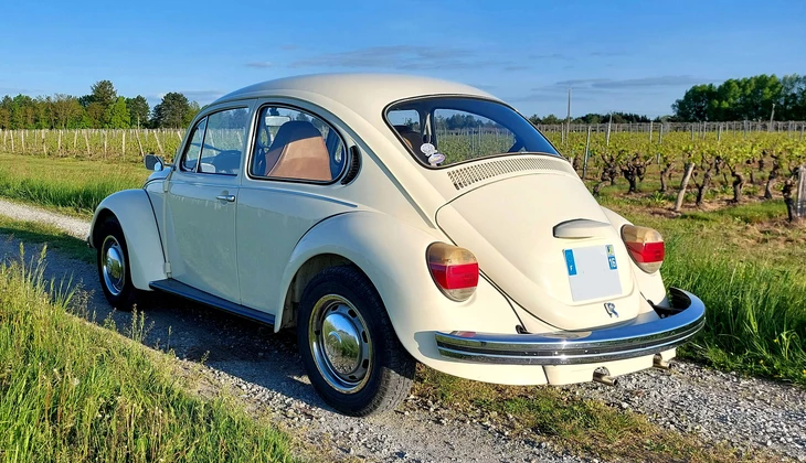 location-VOLKSWAGEN-Brissac Loire Aubance-roadstr