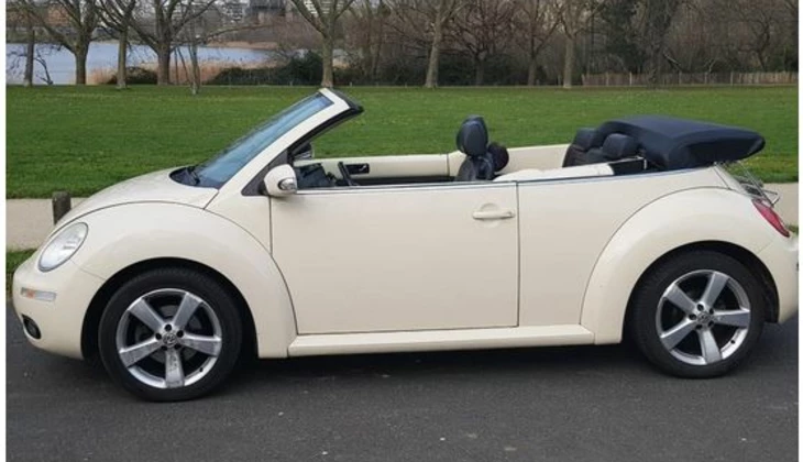 location-VOLKSWAGEN-Bize-Minervois-roadstr