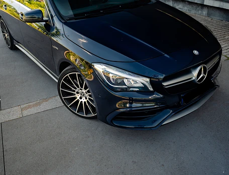 location-MERCEDES-BENZ-Langueux-roadstr