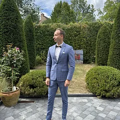 Victor